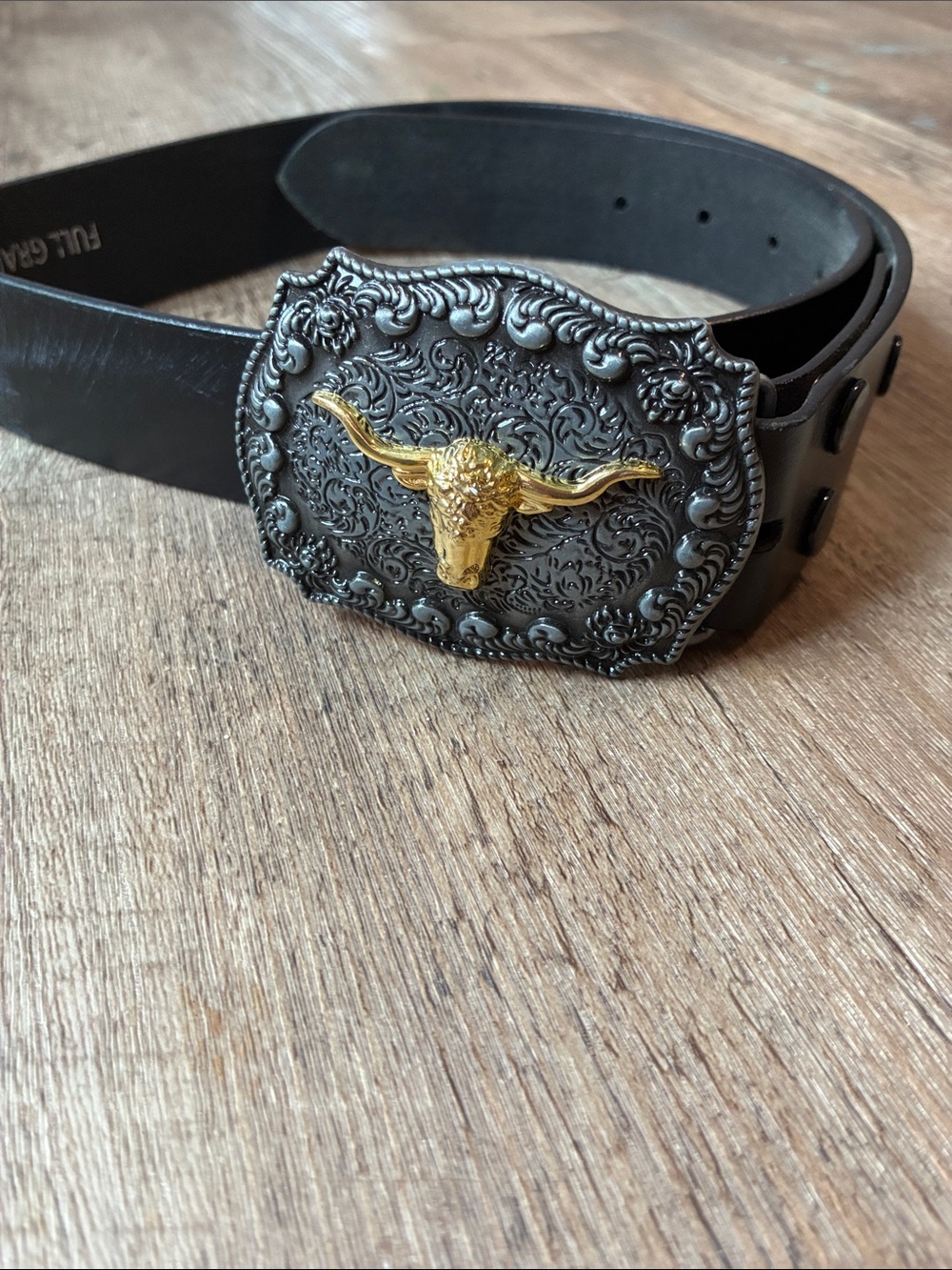 Leather Men’s Belt size 28 with Decorative Bull Buckle - buckle can be changed